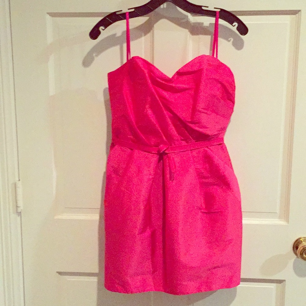 Sweetheart neck mini with pockets